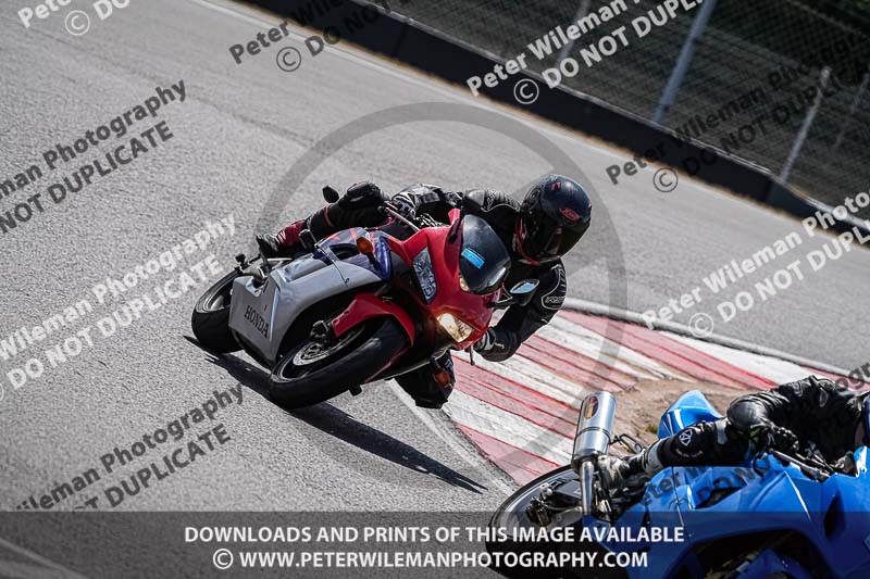 donington no limits trackday;donington park photographs;donington trackday photographs;no limits trackdays;peter wileman photography;trackday digital images;trackday photos
